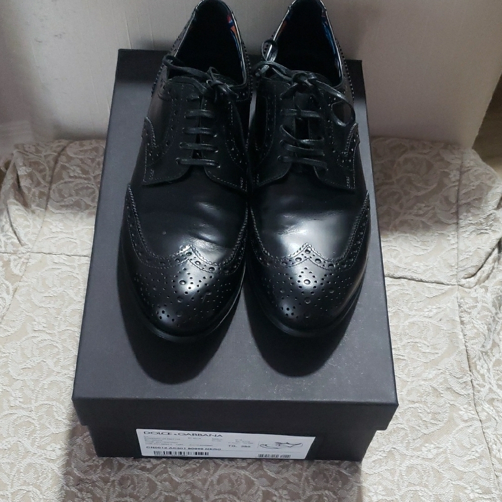 Dolce & Gabbana Black Leather Oxfords